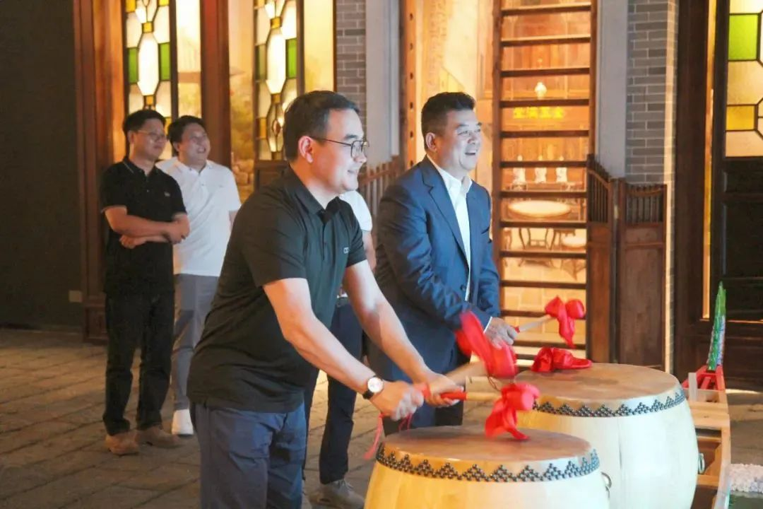 mg冰球突破·奢华版(试玩)官方网站