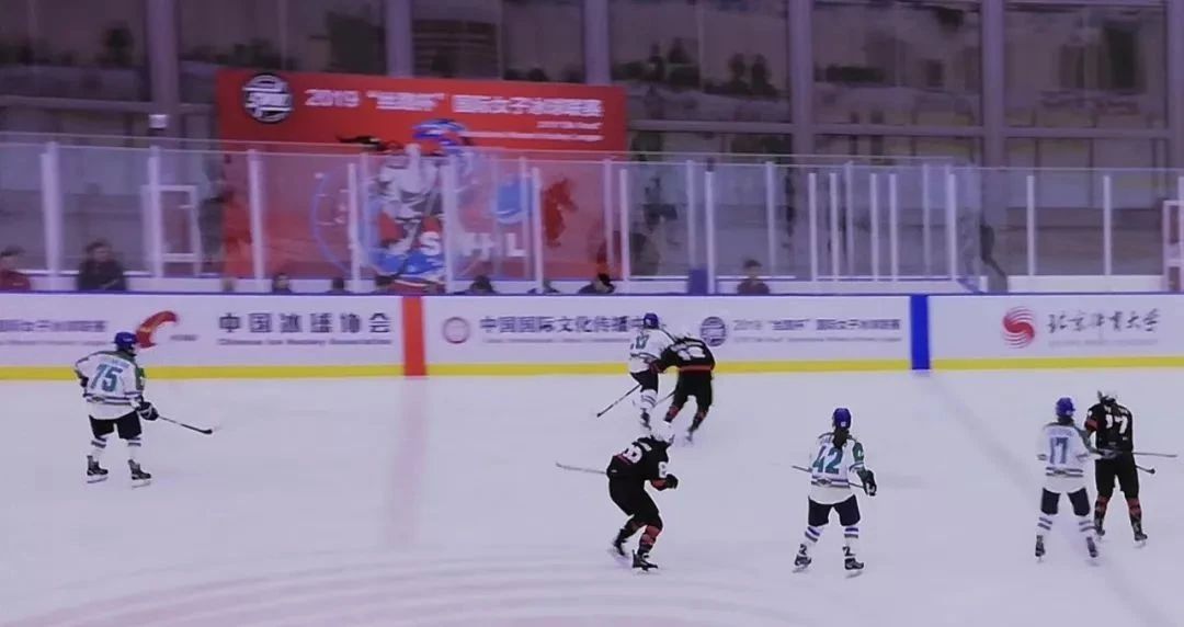 mg冰球突破·奢华版(试玩)官方网站