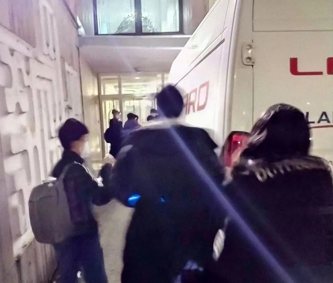 mg冰球突破·奢华版(试玩)官方网站