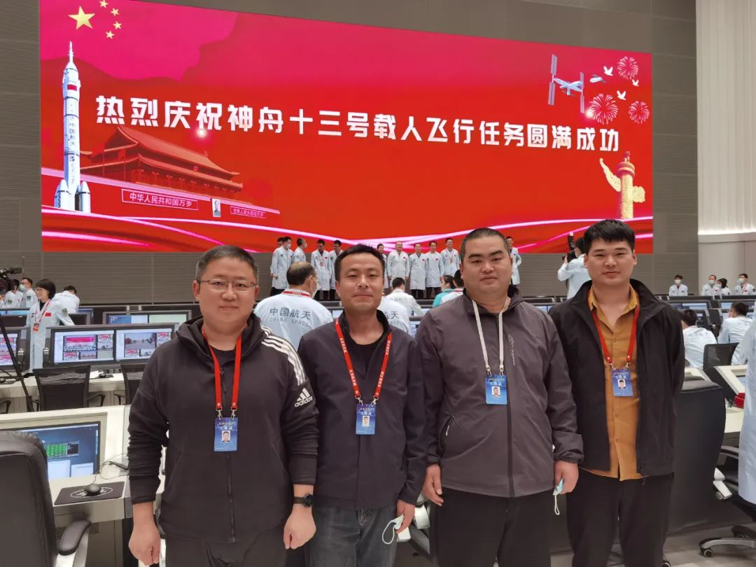 mg冰球突破·奢华版(试玩)官方网站