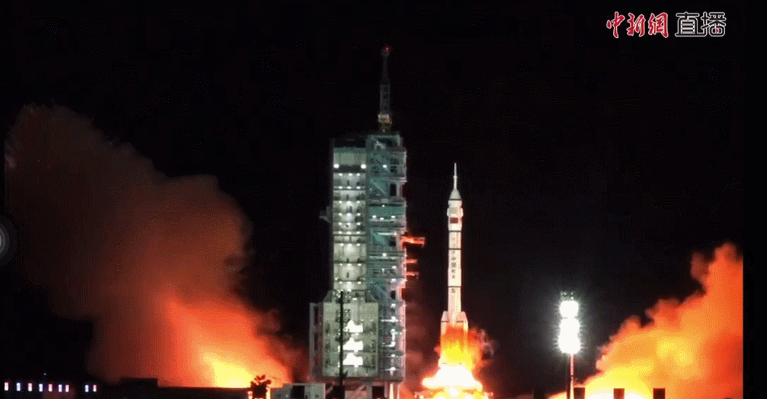 mg冰球突破·奢华版(试玩)官方网站