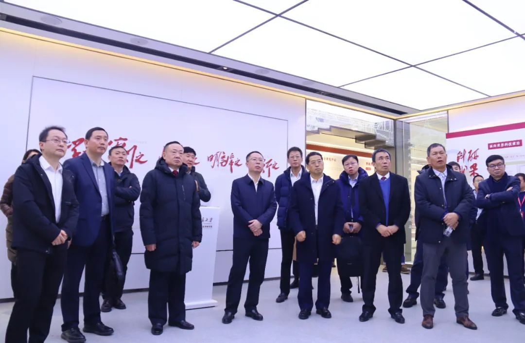 mg冰球突破·奢华版(试玩)官方网站