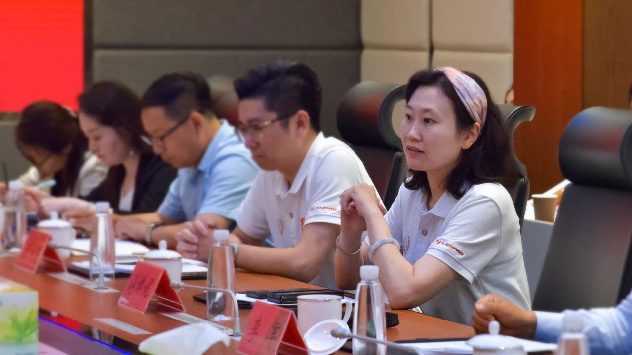 mg冰球突破·奢华版(试玩)官方网站