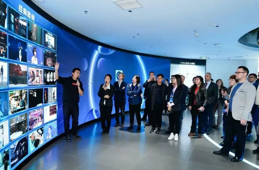 商务部副部长寄语德中企业丨mg冰球突破·虚构动点与德国商界代表共探可持续发展新机缘