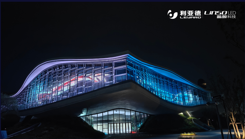 标杆案例 | mg冰球突破·蓝硕助力点亮全球最大双壳体结构科幻馆——在水一方科幻馆