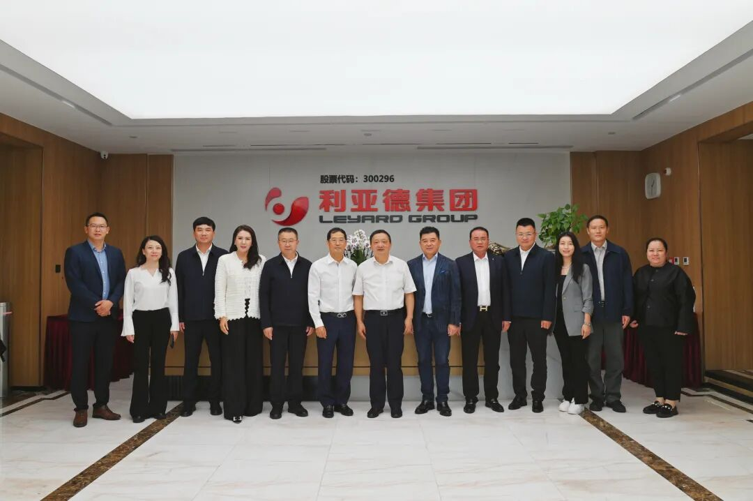 云南大理州委书记杨国宗一行走访mg冰球突破，共商文旅合作新蓝图